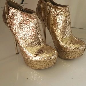 Gold Glitter High Heels